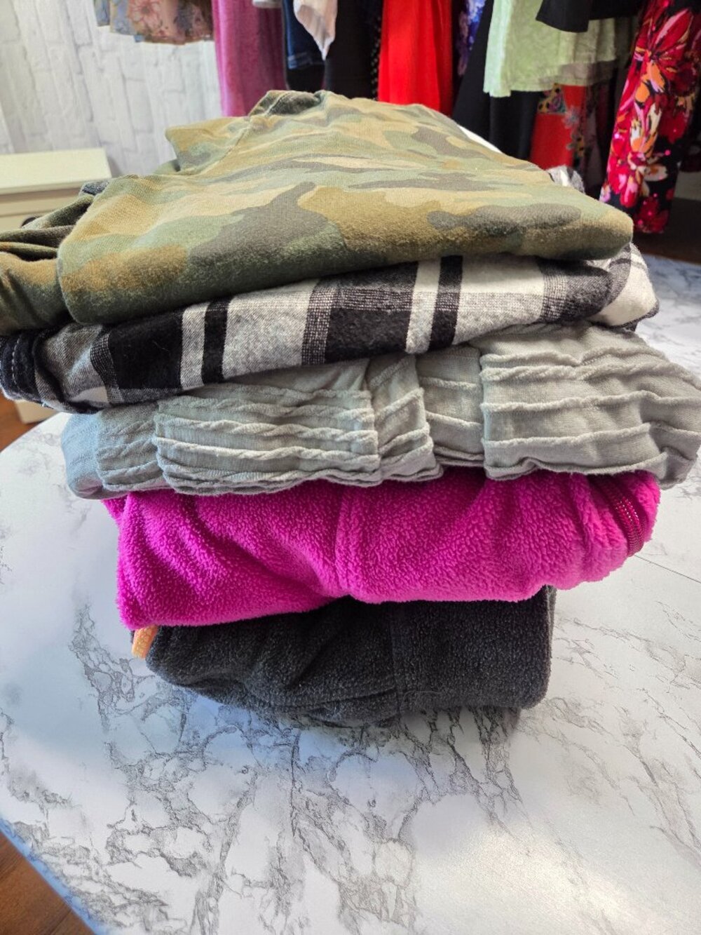 Women's Bundle of 5 Size Medium Casual Fall Cardigan Tops Bundle #4 (FLAW)